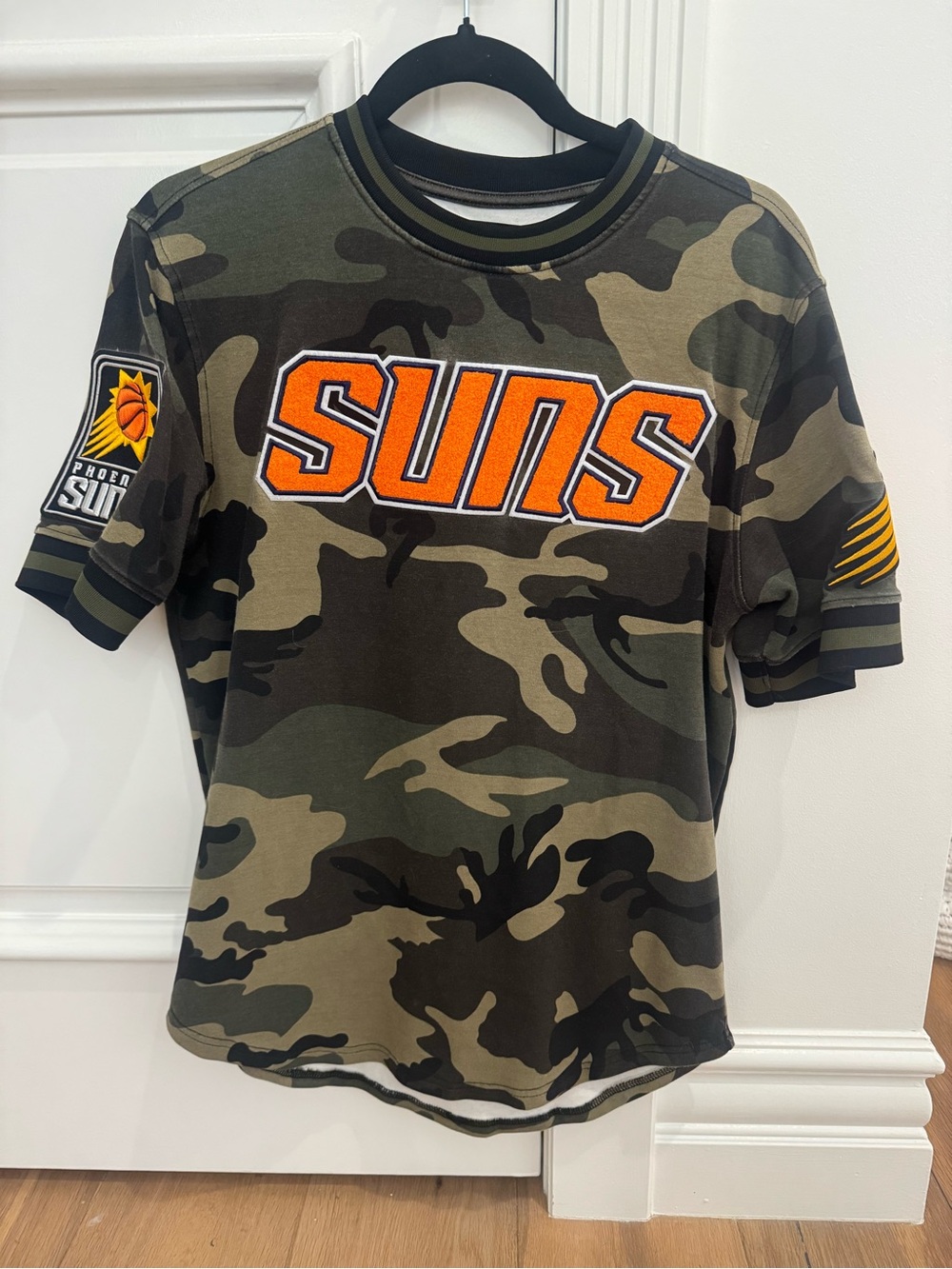 Phoenix Suns T-shirt - Green Camo Short Sleeve Tee - Size S - Unisex